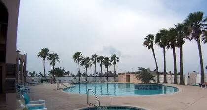 La Isla de Mañana- 10 Min from Beach