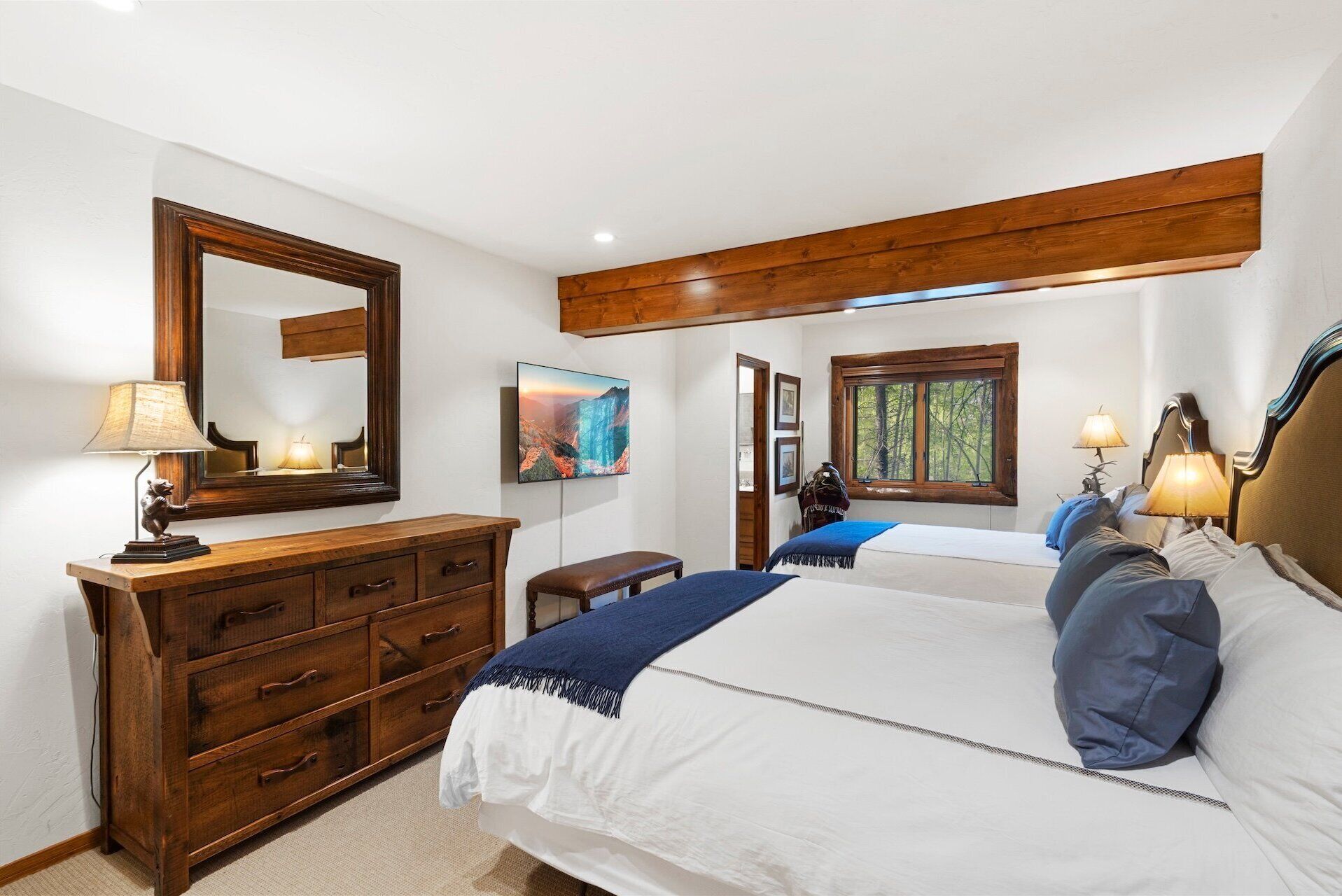 5 間睡房、書桌、熨斗/熨衫板、免費 Wi-Fi