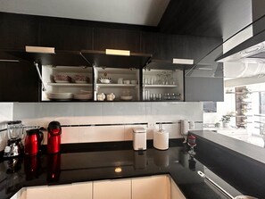 Microwave, stovetop - Destination: Arequipa Home (Cayma)