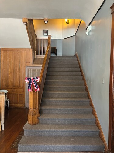 Charming 1-bedroom apartment in the historic Hotel Royal.