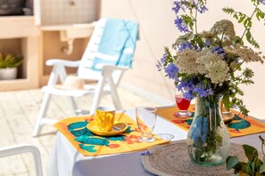 Property grounds - Apartment 'Fico D'India Country View' with Hill View, Private Terrace and Wi-Fi (Castelsardo)