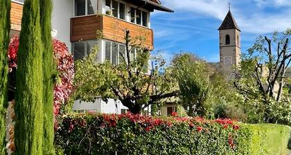 Apartamento 'Schwalbennest' con vistas a la montaña, Wi-Fi y aire acondicionado