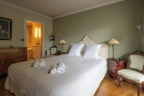 2 Schlafzimmer, Bügeleisen/Bügelbrett, WLAN, Bettwäsche