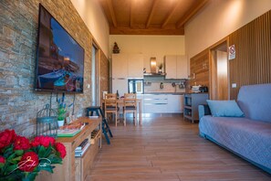 TV, ping pong - Villa 'Elios' with Mountain View, Wi-Fi and Air Conditioning (Unknown)