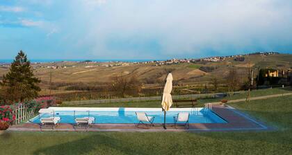 Villa 'Elios' with Mountain View, Wi-Fi and Air Conditioning