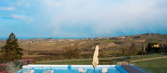 Villa 'Elios' with Mountain View, Wi-Fi and Air Conditioning