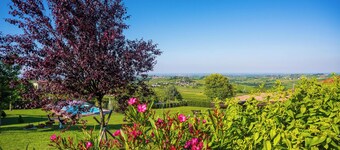 Villa 'Casa Vacanze Elios B' mit Bergblick, Wi-Fi und Klimaanlage