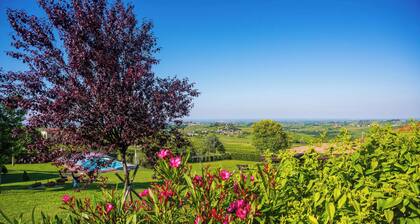 Villa 'Casa Vacanze Elios B' with Mountain View, Wi-Fi and Air Conditioning