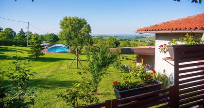 Villa 'Casa Vacanze Elios B' with Mountain View, Wi-Fi and Air Conditioning