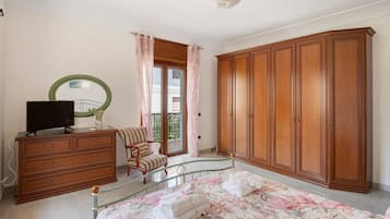 3 Schlafzimmer, Bügeleisen/Bügelbrett, kostenloses WLAN, Bettwäsche