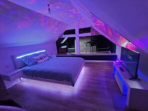 1 camera, Wi-Fi gratuito, lenzuola