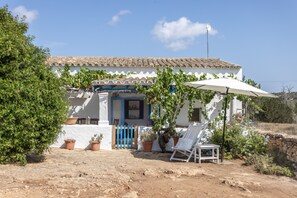 Exterior - Country Cottage 'Xicu' with Private Terrace and Garden (Illes Balears)