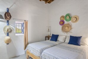 3 bedrooms, iron/ironing board, free WiFi, bed sheets - Country Cottage 'Xicu' with Private Terrace and Garden (Illes Balears)