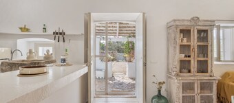 Country House 'Vicent' with Private Terrace and Garden