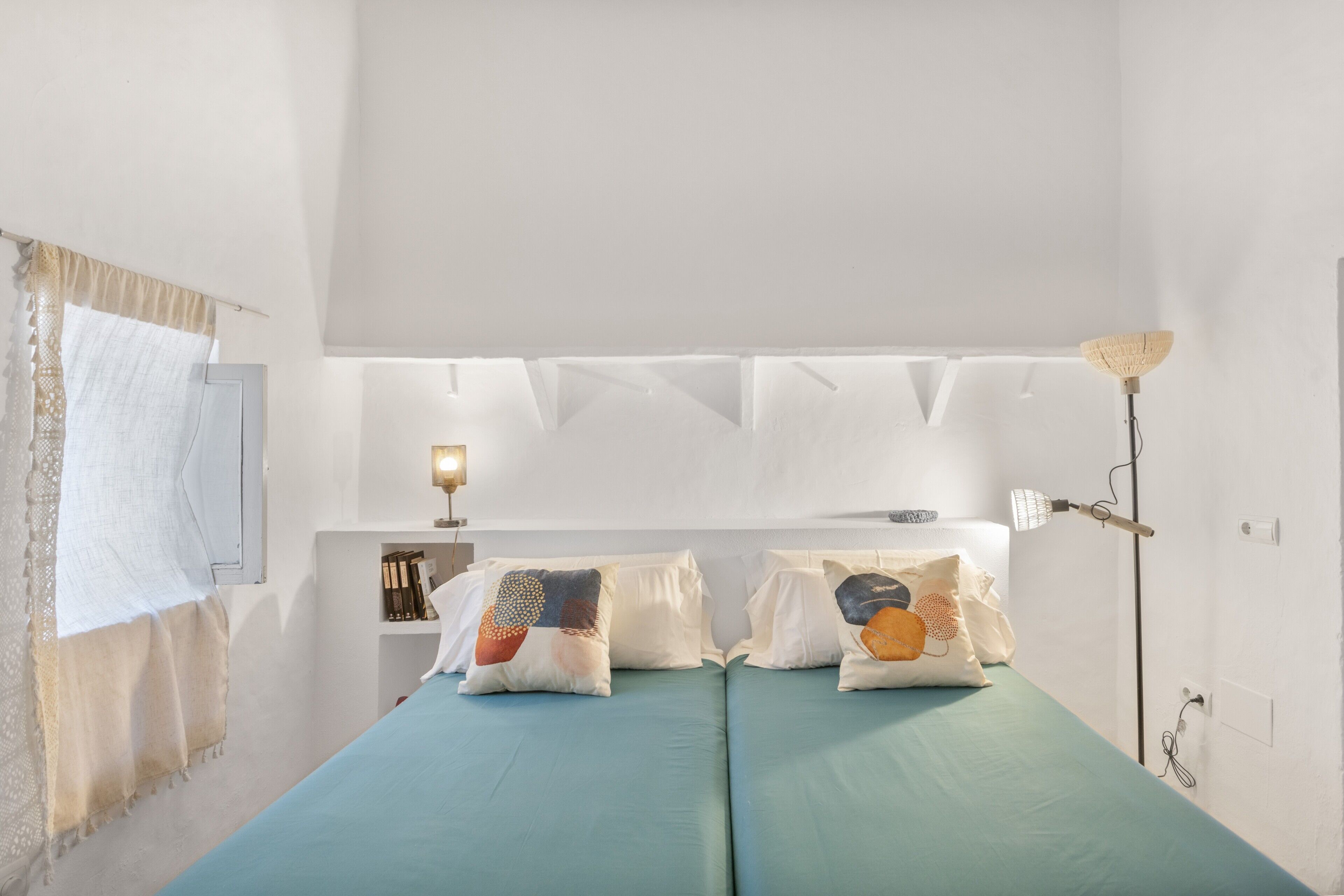 4 chambres, fer et planche à repasser, Wi-Fi gratuit, draps fournis