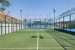 Sports court - Apartment 'Los Olivos' with Air Conditioning (Algar)