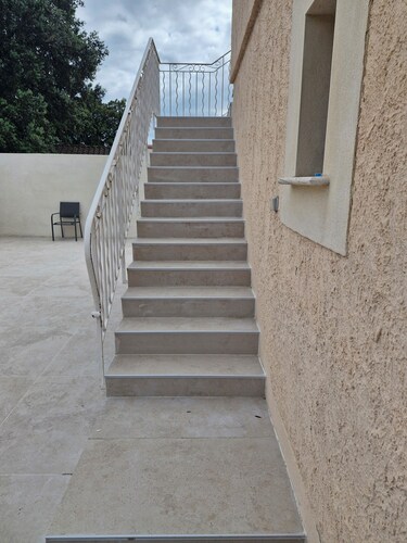 Deux chambre et sdb privée avec accès indépendant.