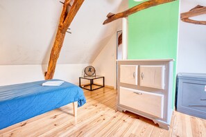 2 bedrooms, free WiFi, bed sheets
