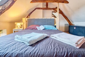 2 quartos, Wi-Fi de cortesia, roupa de cama