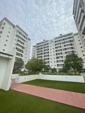 Exterior - Meraki Homes at The Gallery  (Accra)