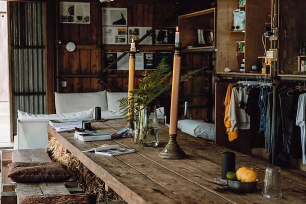 Dining - Shanti Tipi 1 Summary (Tintagel)