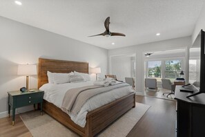 4 bedrooms, desk, iron/ironing board, travel cot - Sawgrass Villa | Beach Access • Pool Retreat (Ponte Vedra Beach)