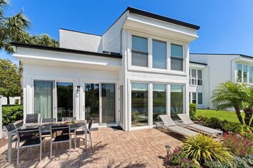 Your Dream Stay Starts Here! "Home-Away-From-Home!"