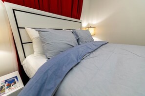 2 chambres, bureau, fer et planche à repasser, Wi-Fi gratuit