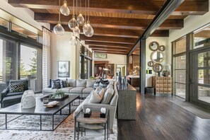 Smart TV, fireplace, offices