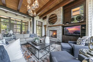 Smart TV, fireplace, offices