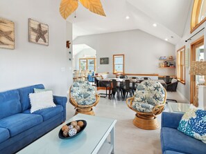 TV - Sully's Shore Thing 6min walk beach*Pool hot tub (Corolla)