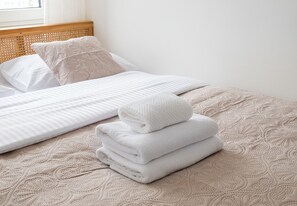 1 bedroom, iron/ironing board, WiFi, bed sheets