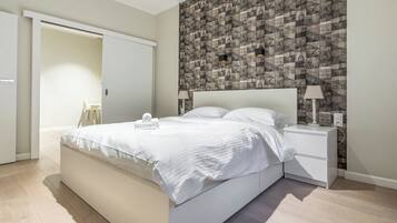 2 dormitorios, tabla de planchar con plancha, wifi y ropa de cama