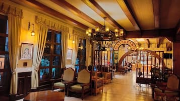 Khu tiếp khách ở sảnh