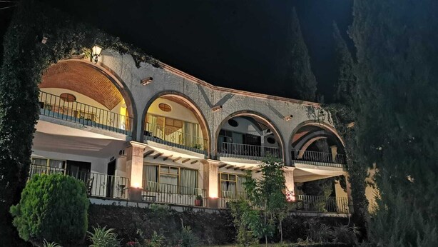 Unclassified image, 1 of 50, button - Suite H la ermita (San Miguel de Allende)