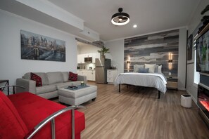 1 habitación, tabla de planchar con plancha, wifi gratis y ropa de cama 