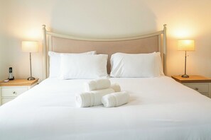 5 chambres, bureau, fer et planche à repasser, Wi-Fi