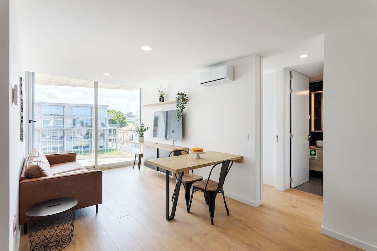 TV, offices