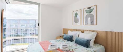 1 soverom, skrivebord, strykejern/-brett og wi-fi (inkludert)