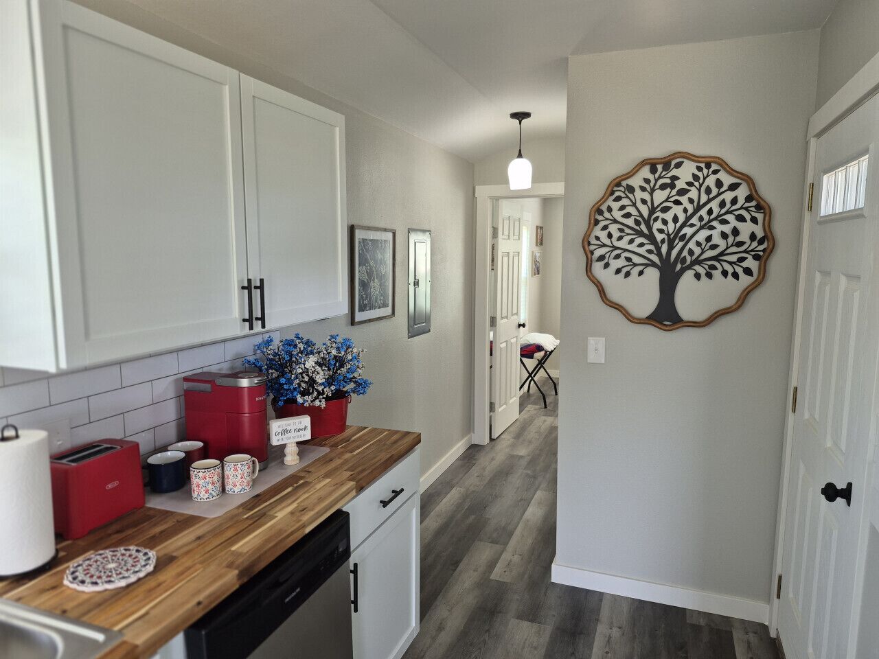 Refrigerador, microondas, parrilla de estufa y lavavajillas 