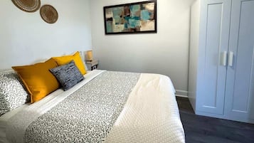 1 bedroom, iron/ironing board, travel cot, free WiFi