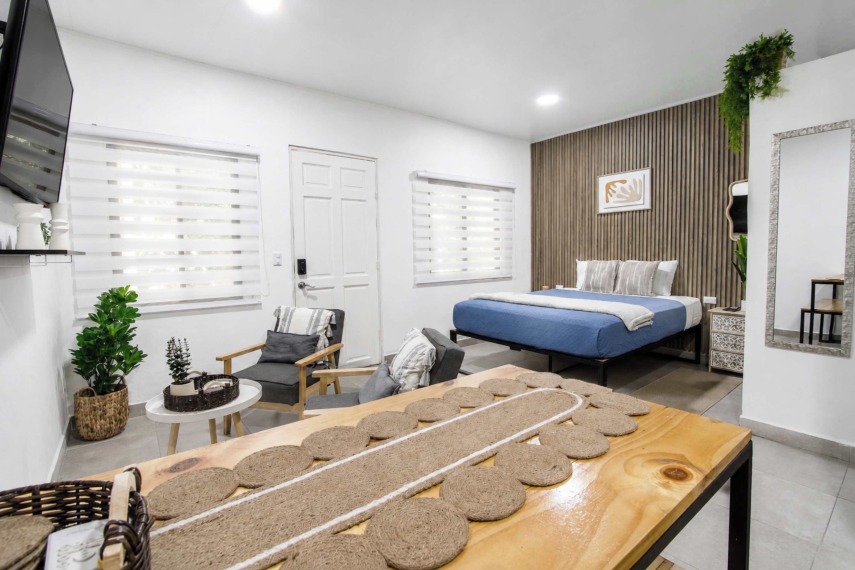 1 bedroom, WiFi, bed sheets