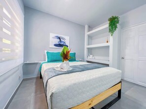 1 bedroom, WiFi, bed sheets - The Fern Studio: Cozy & Modern for Nature Lovers (Jaco)