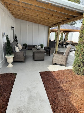 Terrace/patio -  6-BR in Sylvester, GA - Southern Charm Meets Spacious Comfort (Sylvester)