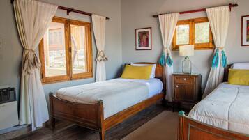 Deluxe Double or Twin Room, Patio, Garden View | Free WiFi