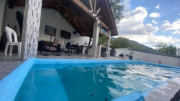 Udendørs pool