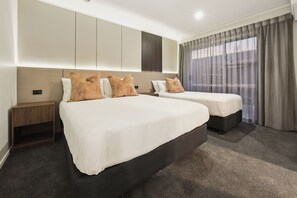 Luxury Suite, 1 Queen Bed | Free WiFi - Aroha Motel (Auckland)