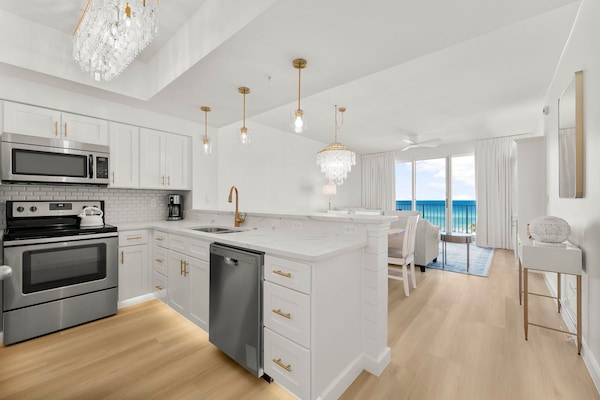 Welcome to 3 Tortugas @ Majestic Sun!