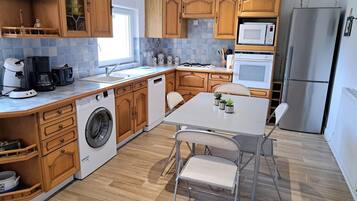 House | Private kitchen | High chair