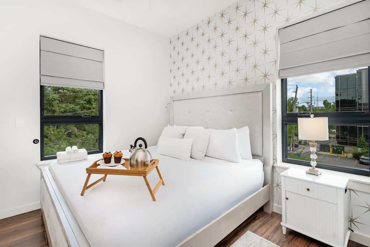 2 bedrooms, iron/ironing board, travel crib, free WiFi